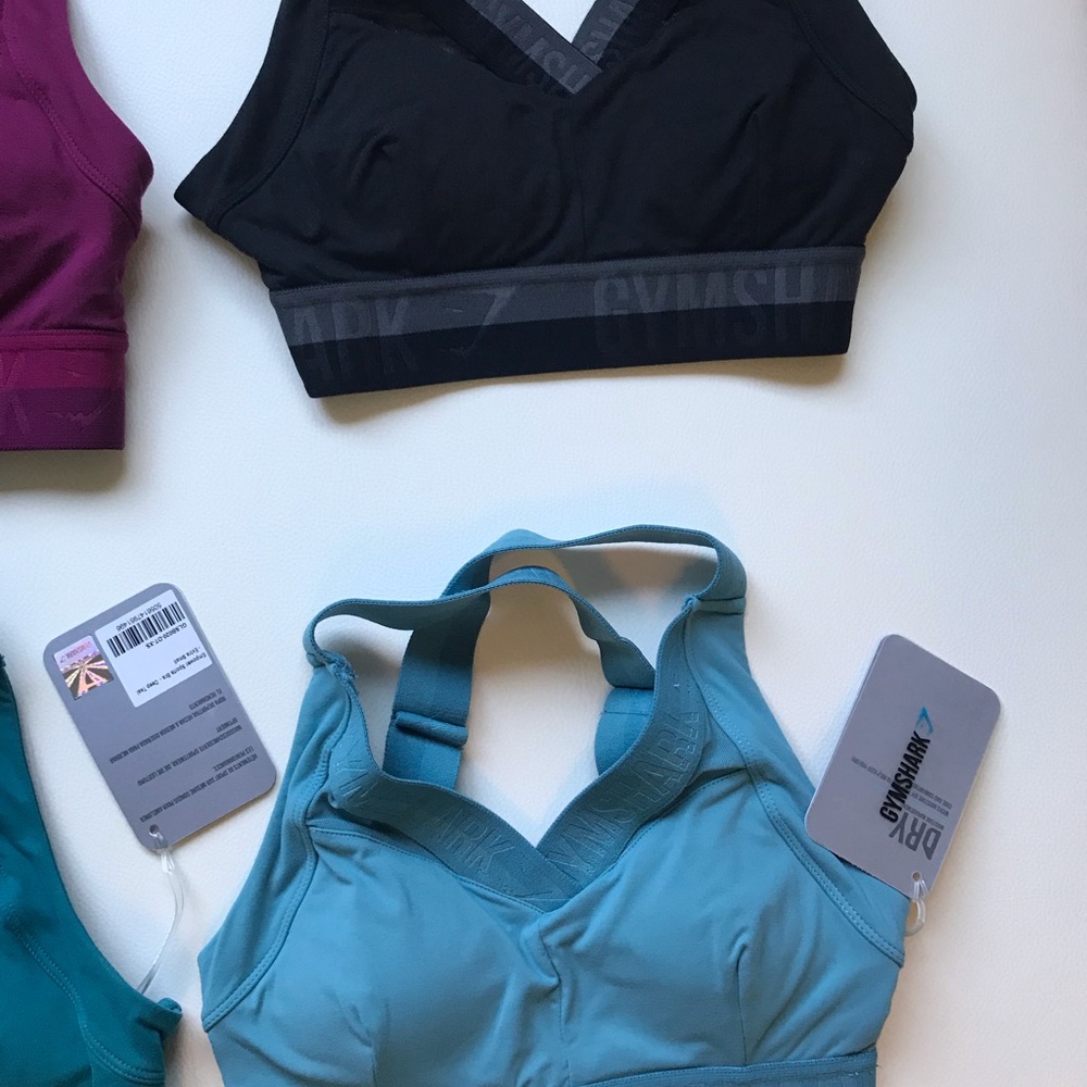 Gymshark 4 XS Bras - Picture 4 of 7